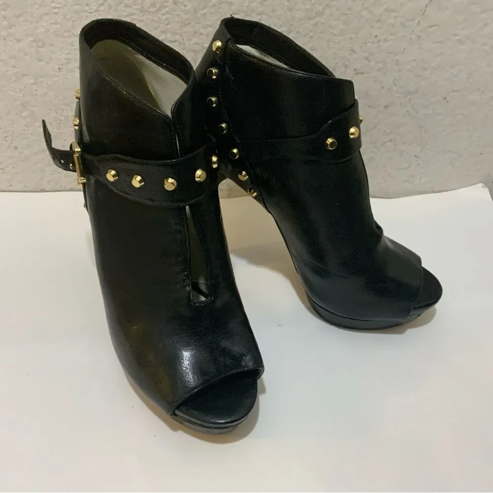 MICHAEL KORS BLACK LEATHER PEEP TOE BOOTIES 9 M